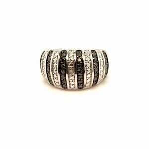 Black/White‎ Striped Ring